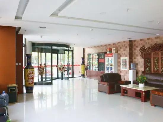 Баодин: Baiyangdian Yijing Hotel