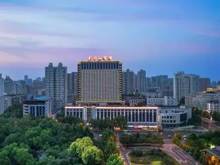 Чжэнчжоу: Zijingshan Hotel, Rongtong, Zhengzhou