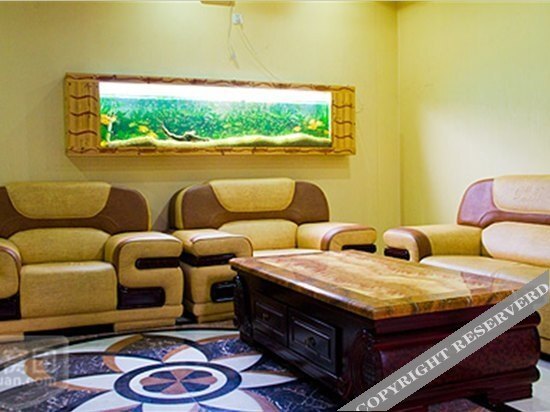 Сяньян: Yilong Hotel