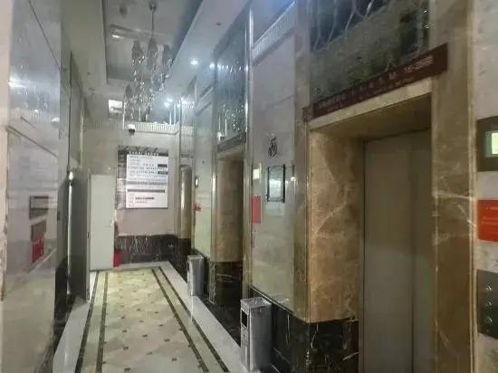 Лунъянь: Century Sunshine Hotel