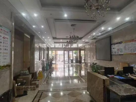 Лунъянь: Century Sunshine Hotel