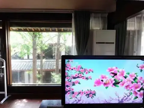 Лицзян: Lijiang Wu Courtyard Gardens Resort