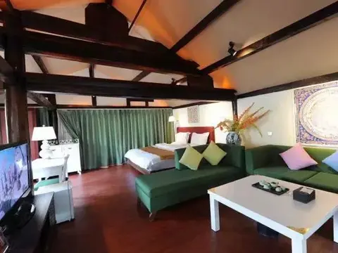 Лицзян: Lijiang Wu Courtyard Gardens Resort