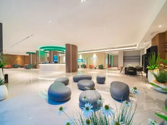 Цзиньюань: Monarch Hotel