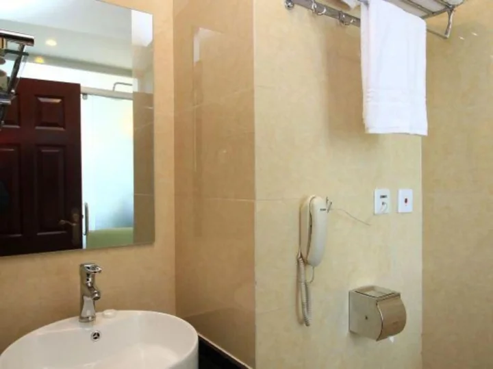Яньтай: Geluo Business Hostel
