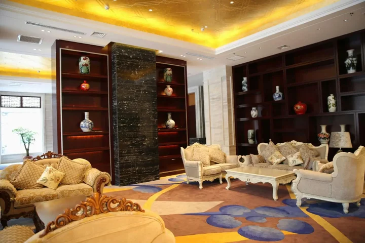 Инкоу: Juyin Junyue Hotel