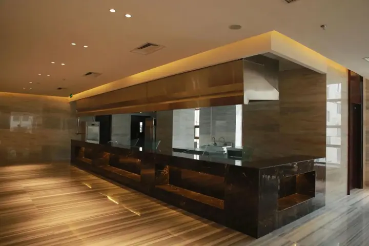 Инкоу: Juyin Junyue Hotel
