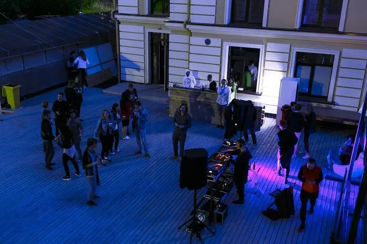 Петергоф: Residency of Arts&Technology QuartaRiata