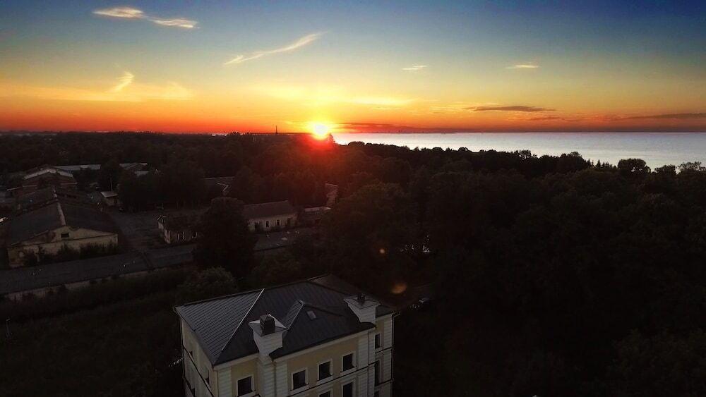 Петергоф: Residency of Arts&Technology QuartaRiata