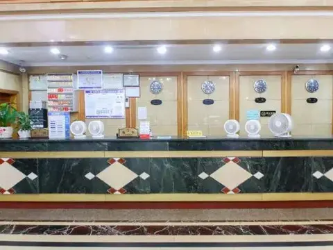 Фуян: Tiancheng Business Hotel