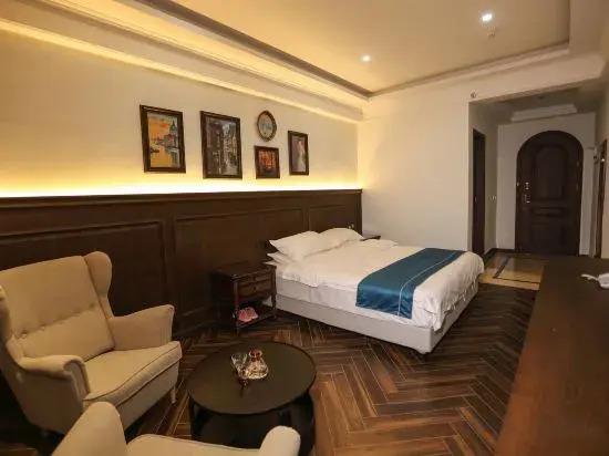 Синьсян: Guangming Garden Hotel Huixian