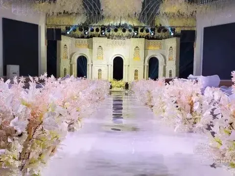Синьсян: Guangming Garden Hotel Huixian