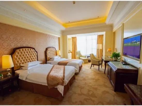 Инин: Yili Hotel