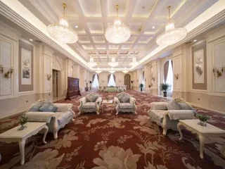 Инин: Yili Hotel