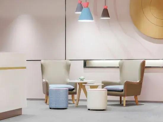 Яньтай: Homeinn · neo (Yantai High-speed Railway Station Chaoyang Street)