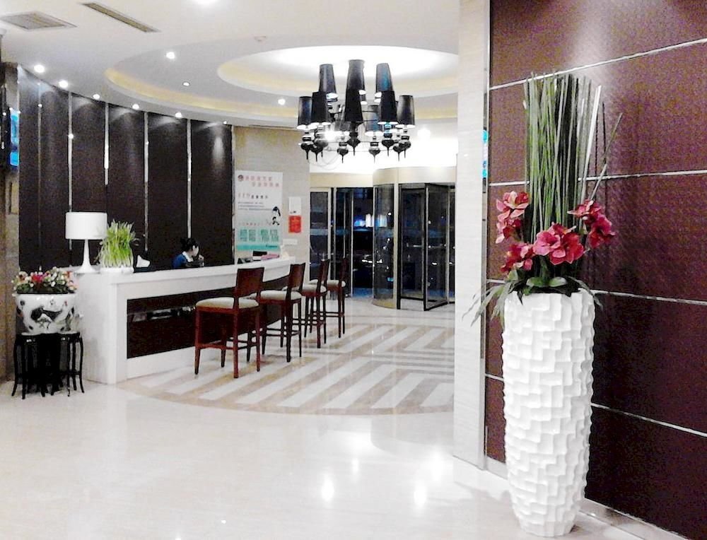 Чжэнчжоу: Oak 5 Seasons Hotel (Henan Museum Agricultural University Branch)