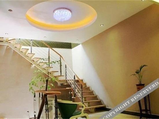 Цзинин: Silong Hotel