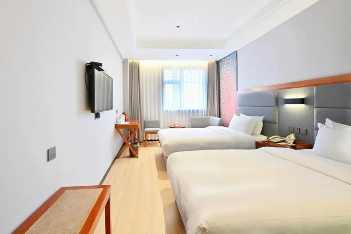 Лоян: Luoyang Lesiyuan Business Hotel (Luoqi Ancient City Lijingmen Cross Street Branch)