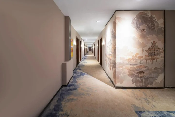 Лоян: Luoyang Lesiyuan Business Hotel (Luoqi Ancient City Lijingmen Cross Street Branch)