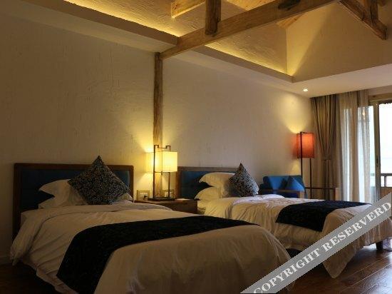 Либо: Dongmeng Yaoshe Hotel