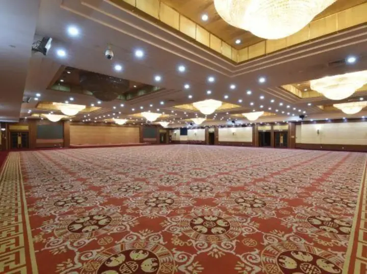 Лянфан: Fuangong Hotel
