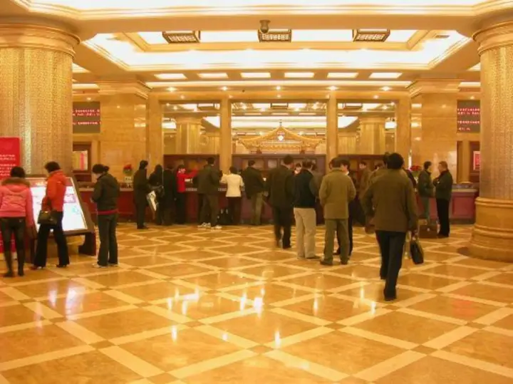 Лянфан: Fuangong Hotel