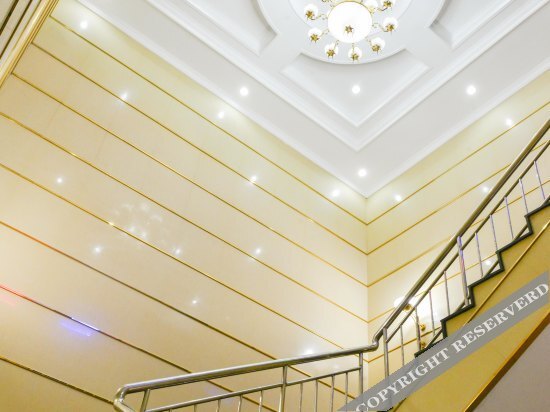 Циньхуандао: Qinshun Seaview Hotel (Nandaihe Xianluo Island Bathing Beach)