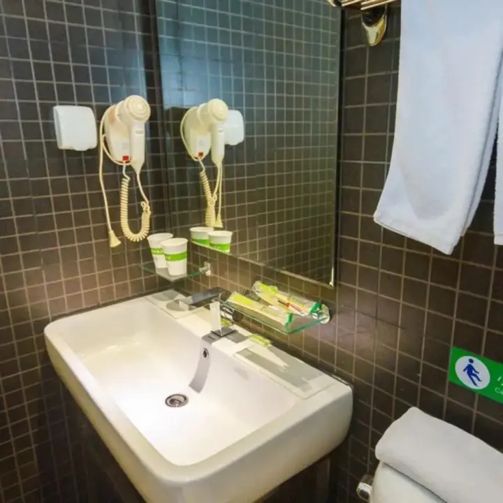 Ханчжоу: Hangzhou Yueyuan Hotel (Hangzhou Wulin Square Subway Station)