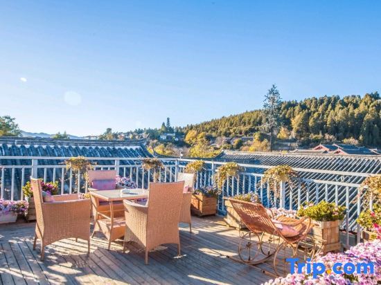 Лицзян: Floral Hotel · Qinyuan Hotel