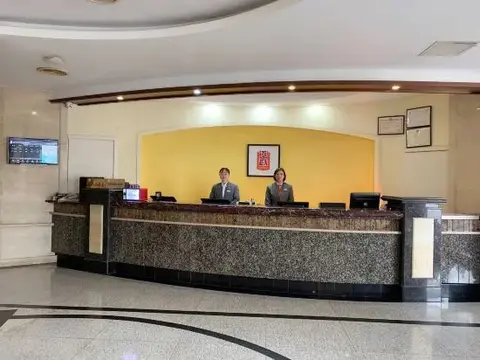 Шаогуань: Homeinn Hotel (Shaoguan Wujiang Bridge Zhongshan Park Riverside)
