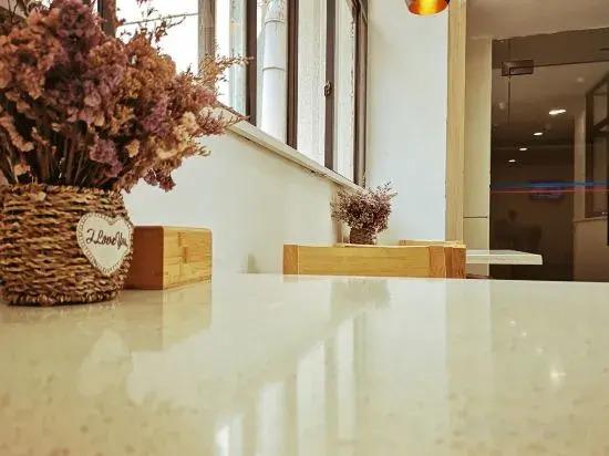 Ханчжоу: HanTing Hotel (Qiandao Lake Yintai Plaza)