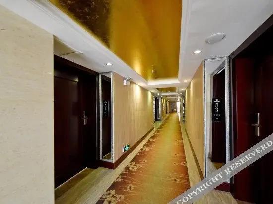 Чанша: Vienna Hotel (Liuyang River Bridge Pedestrian Street)