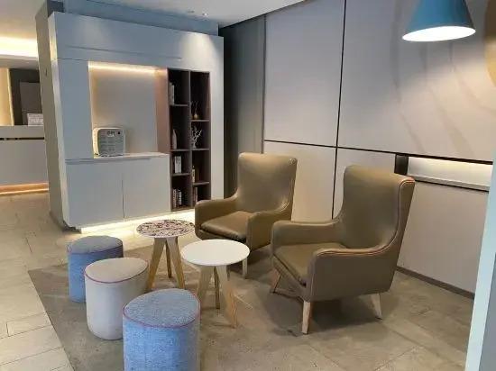 Чжанцзякоу: Home Inns (Zhangjiakou victory of North Street five one square store)