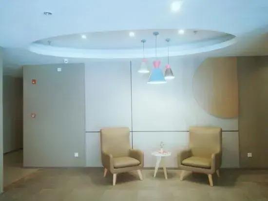 Чжанцзякоу: Home Inns (Zhangjiakou victory of North Street five one square store)
