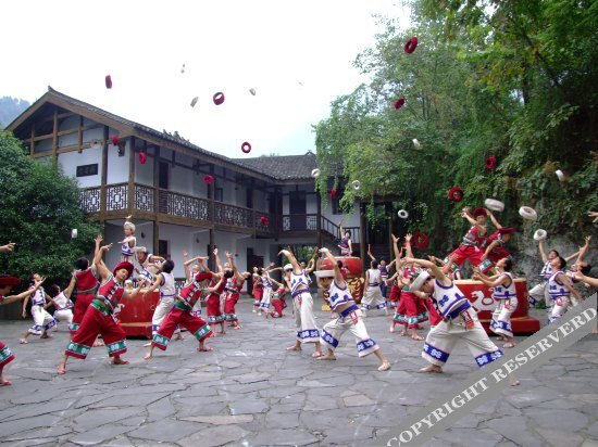 Ичан: Qingjiang Tianlongwan Holiday Hotel