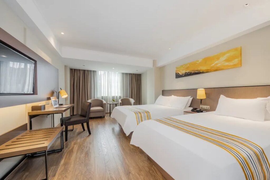 Ханчжоу: Home Inn Plus (Qiandao Lake Scenic Area)