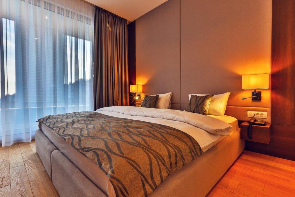 Будва: Hotel Wow