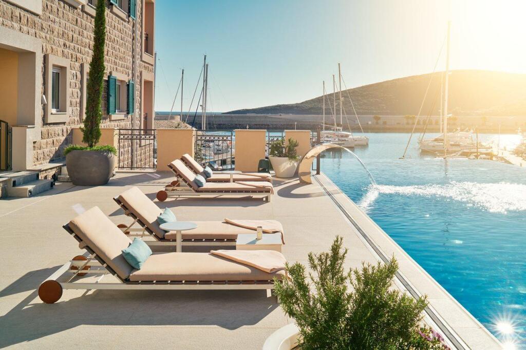 Радовичи: The Chedi Lustica Bay