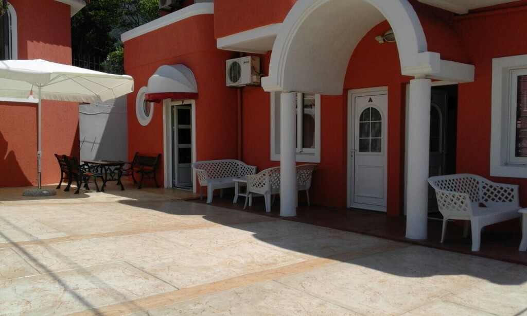 Сутоморе: apartments kruna jovanović