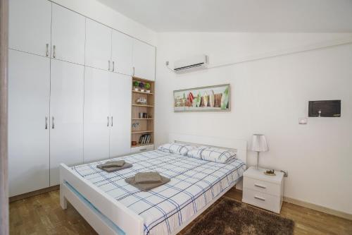 Тиват: Donja Lastva Apartments