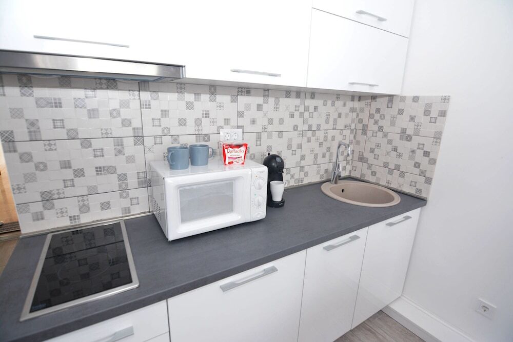 Тиват: Apartment Small Oasis