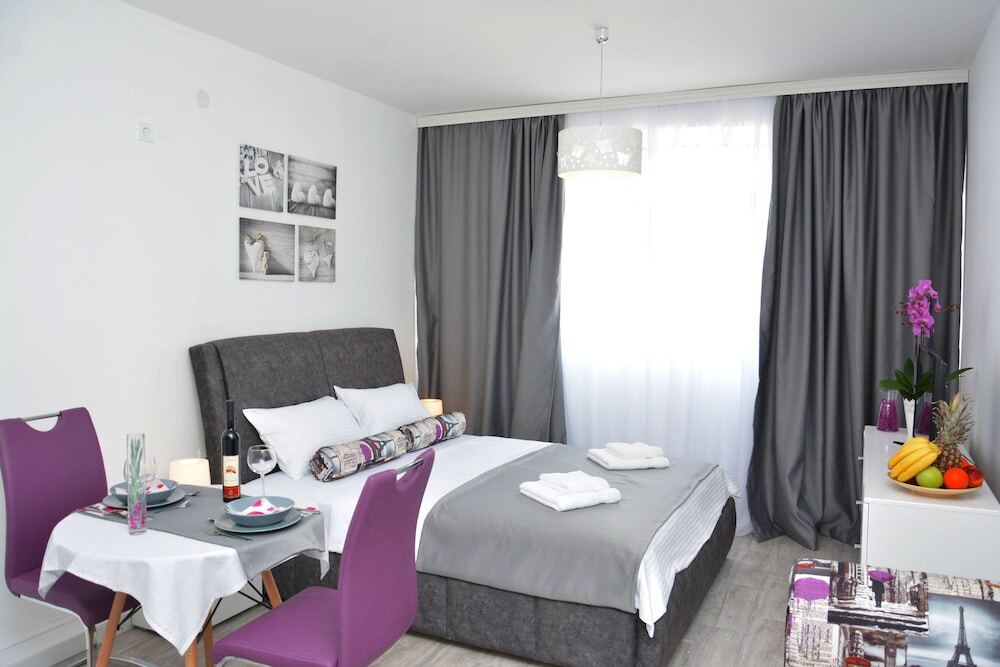 Тиват: Apartment Small Oasis