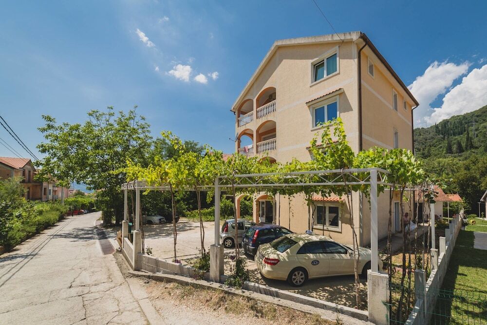 Тиват: Apartments Kovac