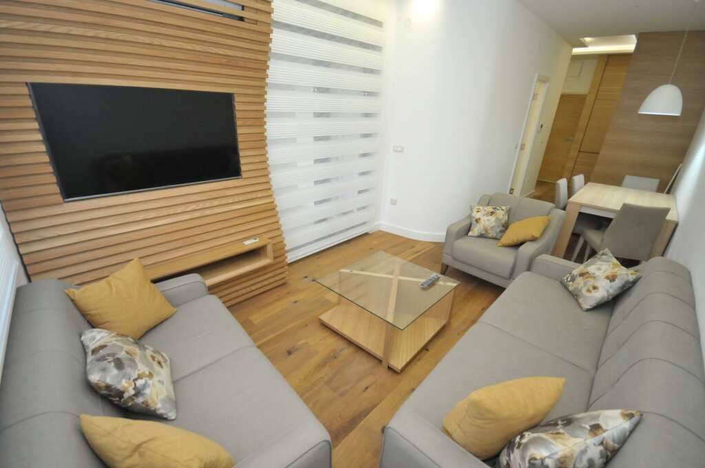 Будва: I&E Apartments