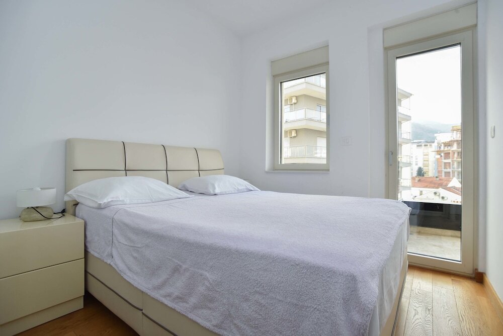Будва: Blue coast Apartments