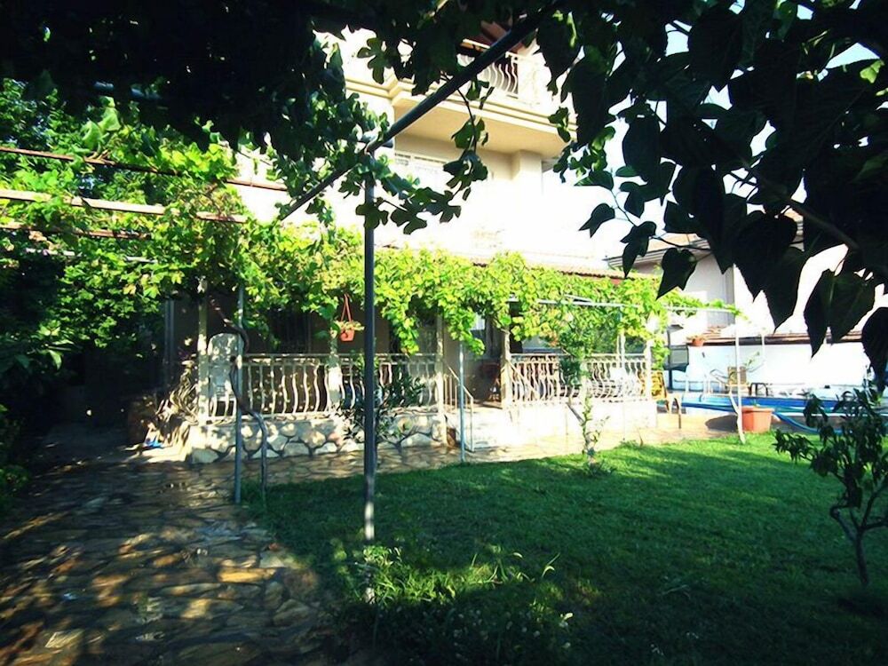 Дальян: Villa Arel
