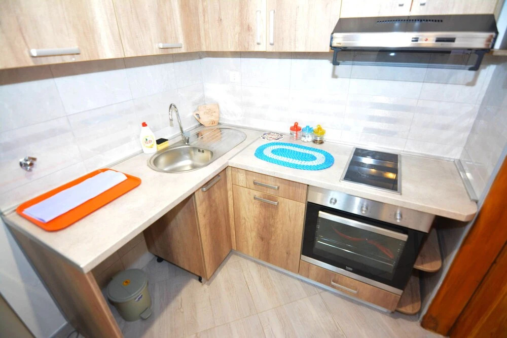 Тиват: Apartments Antonio
