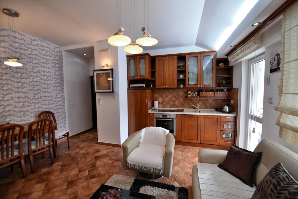 Доброта: BMB Apartments