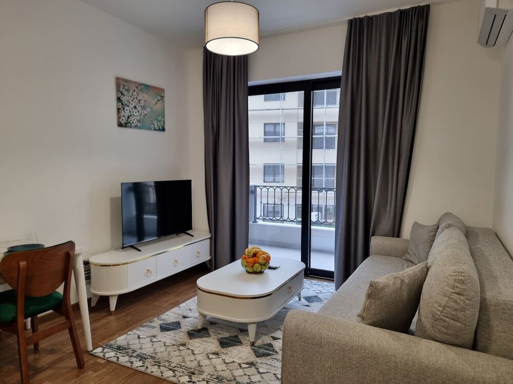 Будва: Adriatic Apartments