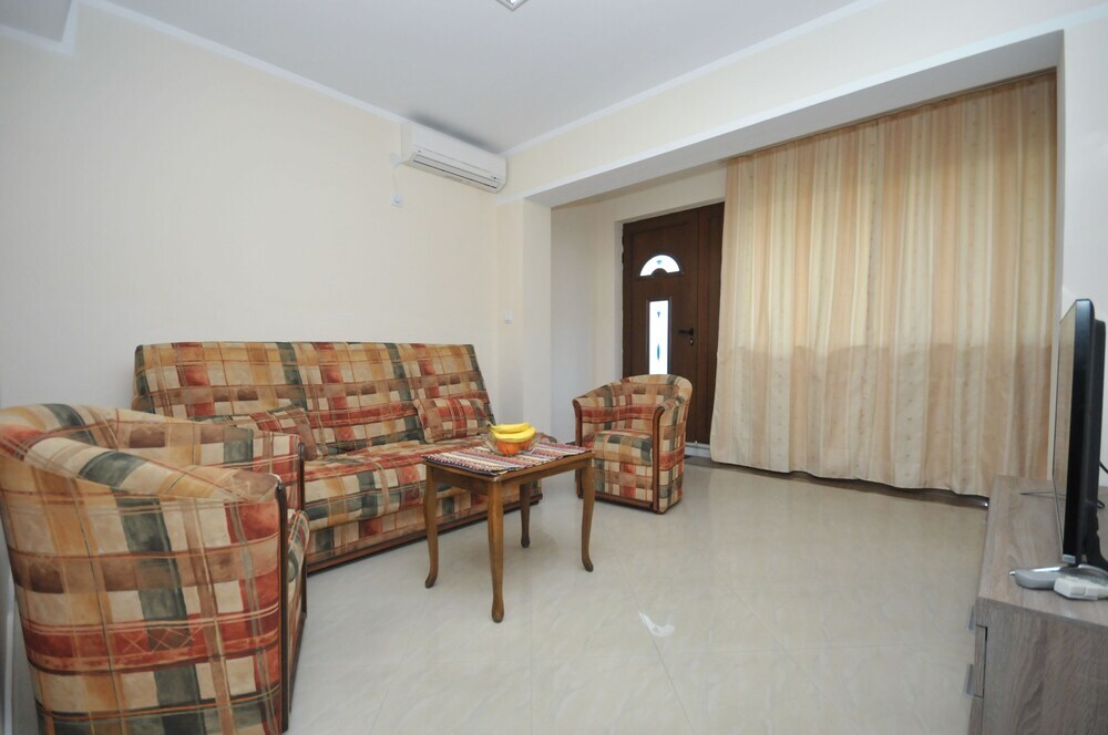 Будва: Apartments Maini
